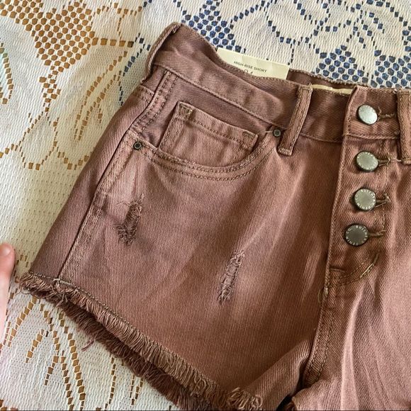 Bullhead Denim Co. • Dusty Rose Exposed Button High Rise Cutoff Shorts - Picture 7 of 13
